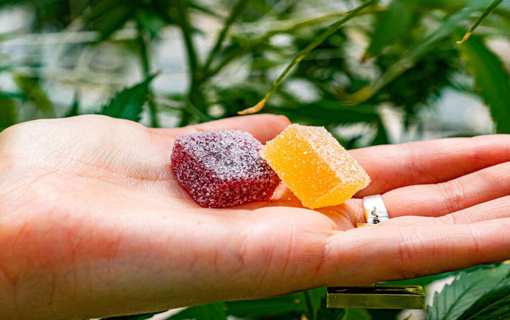 Effects from Edibles Last Longer Than Smoking Weed